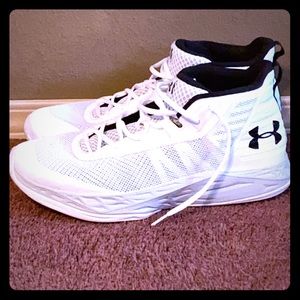 Men’s Under Armour Basketball Shoes